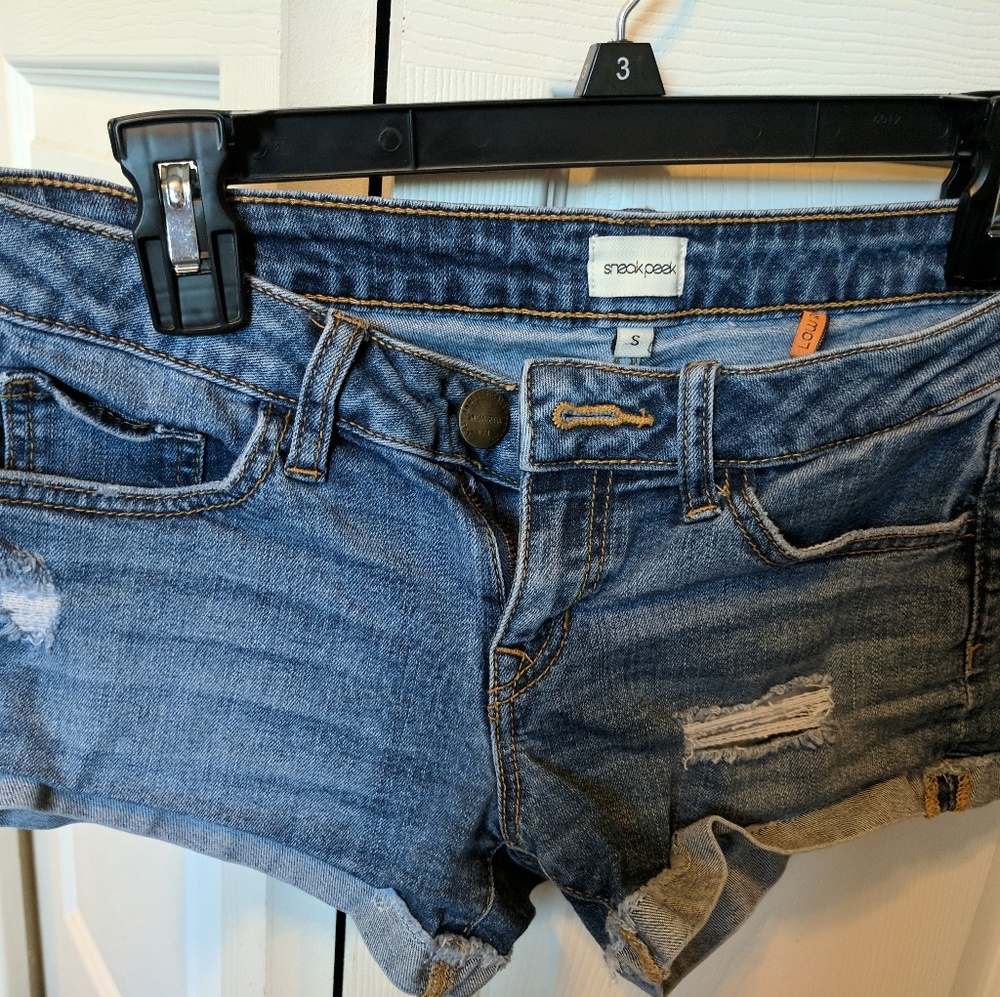 Sneak Peek jean shorts